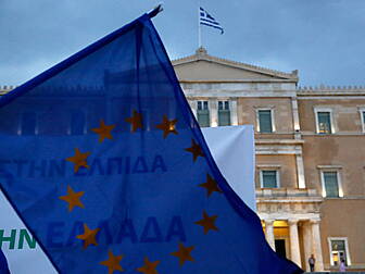 Greece puts forward proposals...